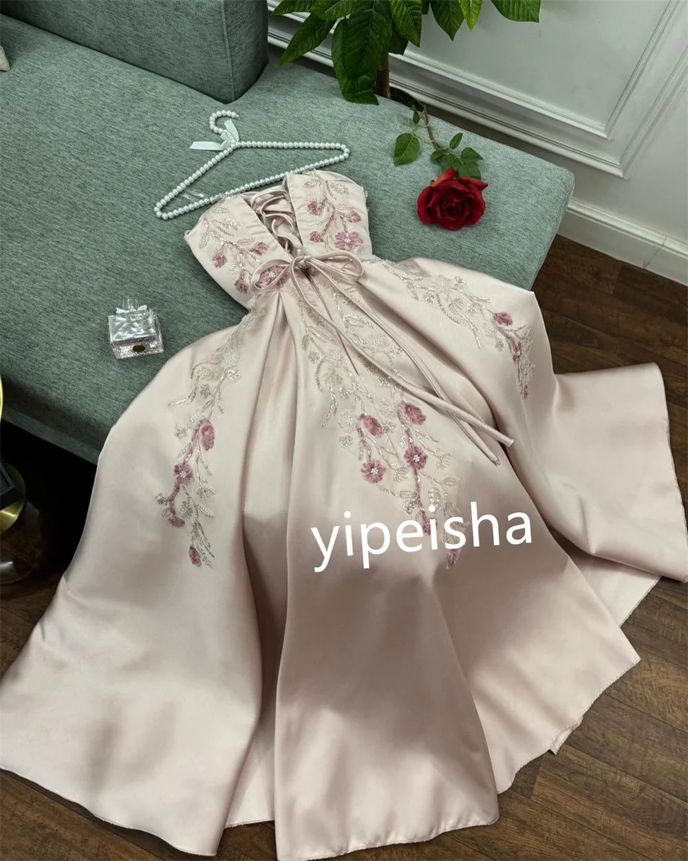 Customized Satin Sequined Applique A-line Strapless Midi Dresses Prom Dresses Modern Style Pastrol Chinese Style Fashion Sexy