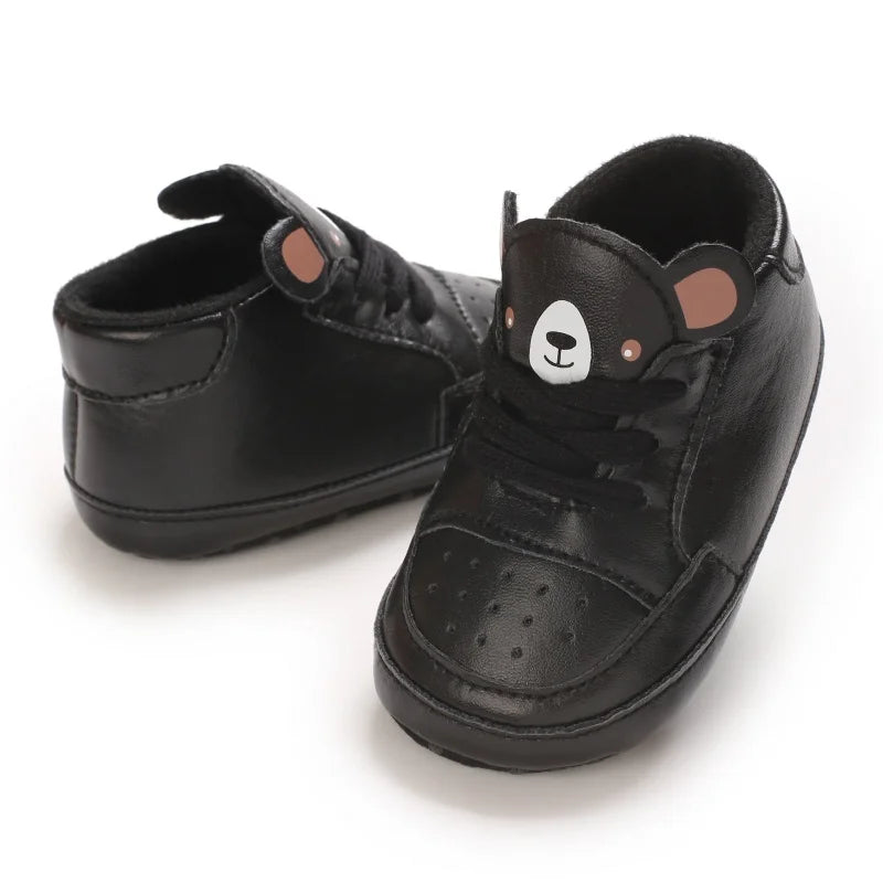 Comfortable Beginner Walking Shoes Breathable Fabric Soft Sole Design Suitable for All Seasons Indoor And Outdoor