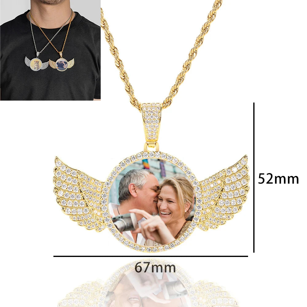 HHIOK Custom 18K Gold Plated Cubic Zircon Photo Pendant Medallions Wing Circle Pendant Necklace Personalized Wholesale