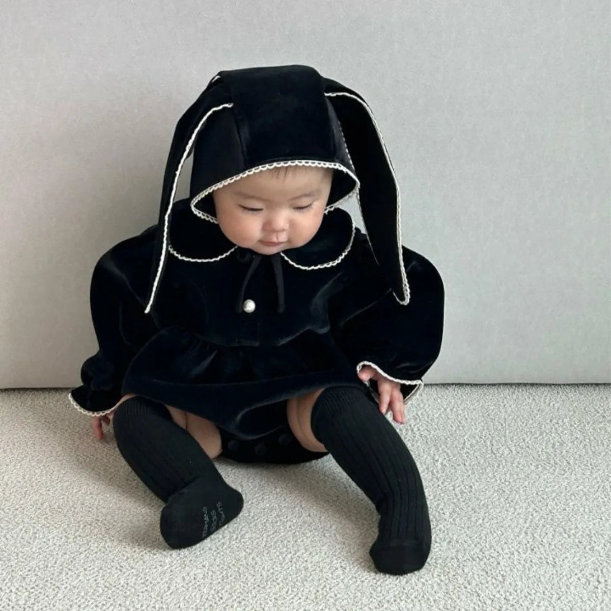 2025 Winter New Baby Girl Long Sleeve Warm Bodysuit + Cute Rabbit Hat 2pcs Set Toddler Girl Fleece Jumpsuit Infant Clothes