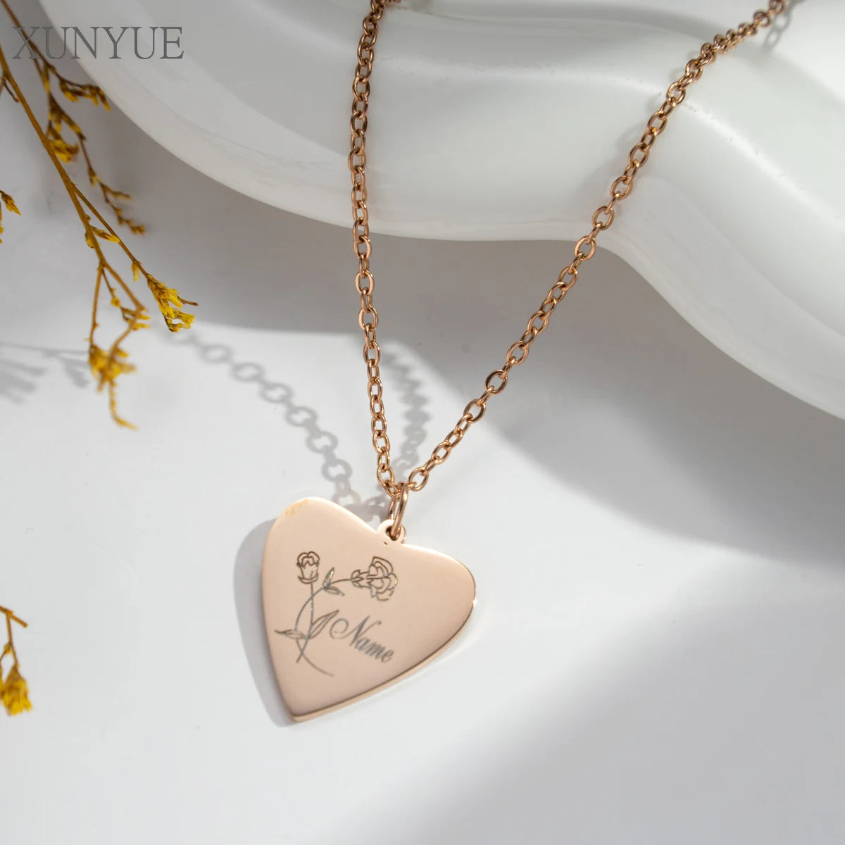 Customized  Heart Stainless Steel Necklace Creative DIY Engraving Name  Birthday Month Flower Pendant Personalized Accessories