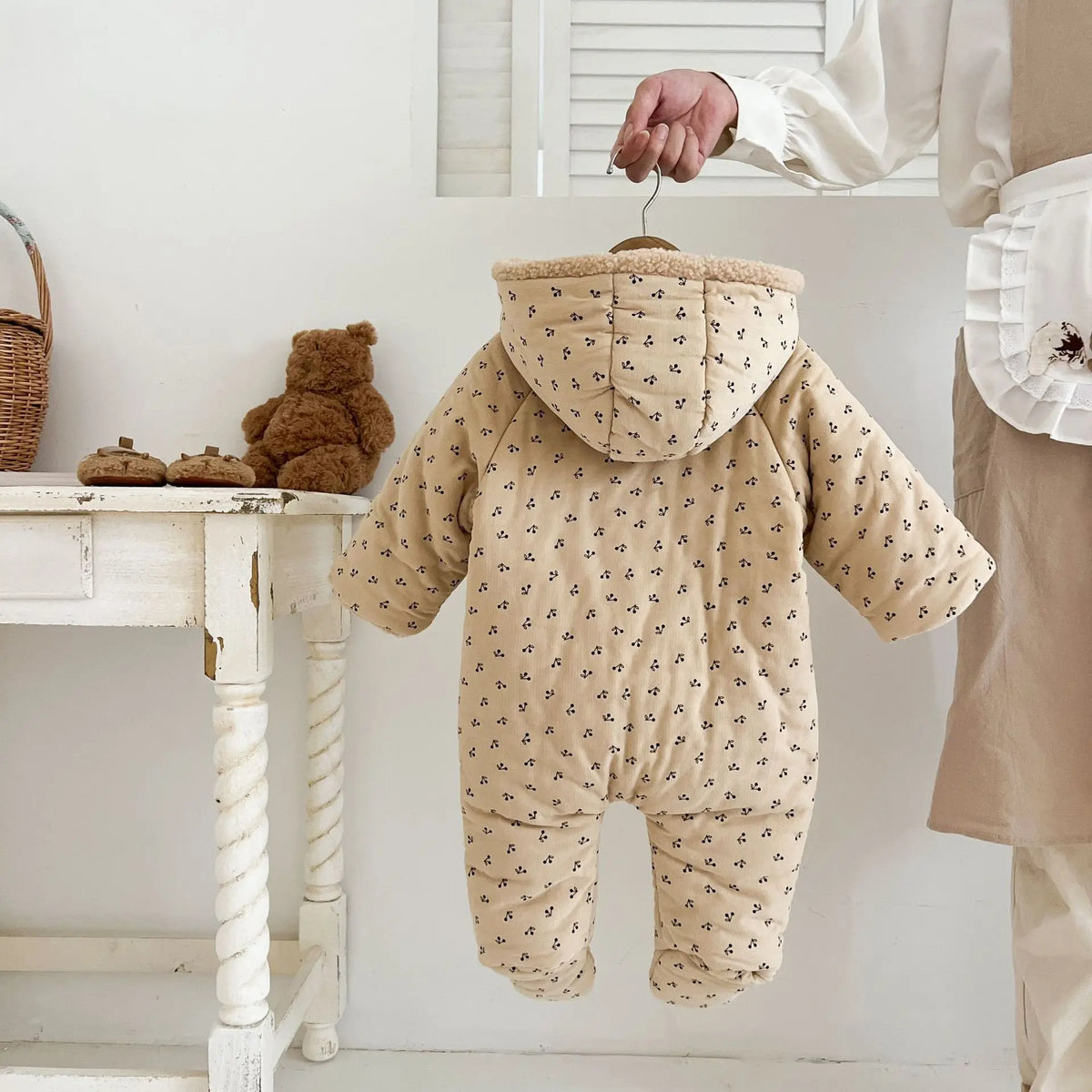 2025 Winter New Baby Plus Velvet Thick Warm Hooded Romper Infant Boy Girl Long Sleeve Fleece Jumpsuit Newborn Clothes 0-24M