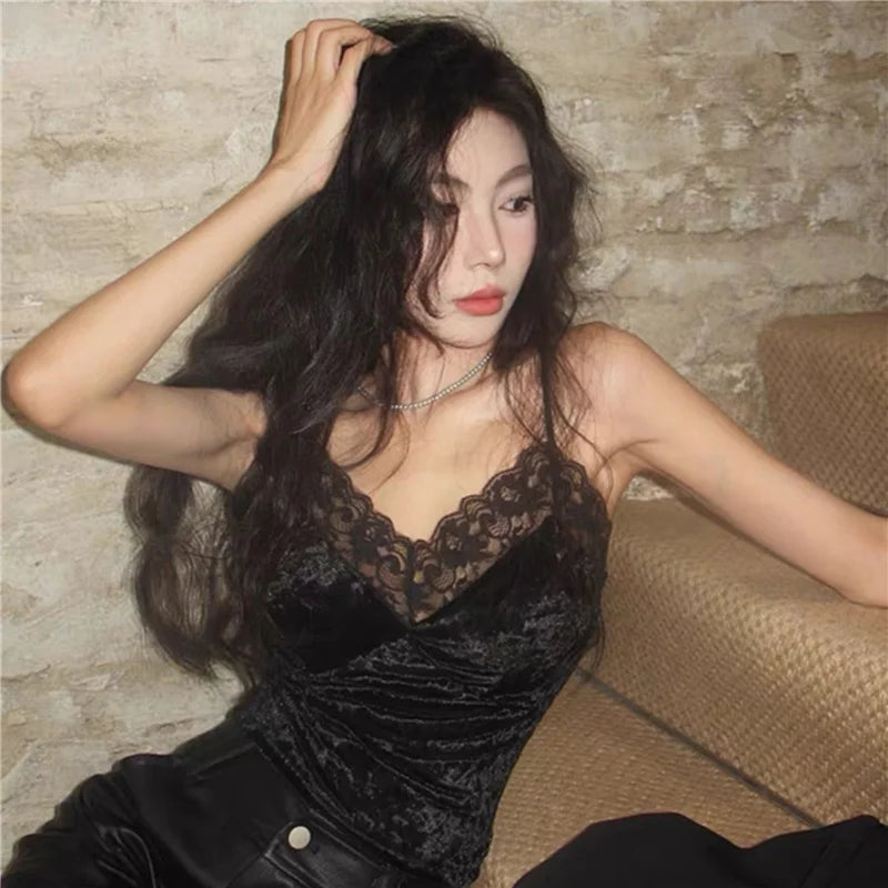 Lace Patchwork Velvet Csole Women's ort Sle Inner Wear Pad Included Slim Fit Base irt Top for Autumn Winter