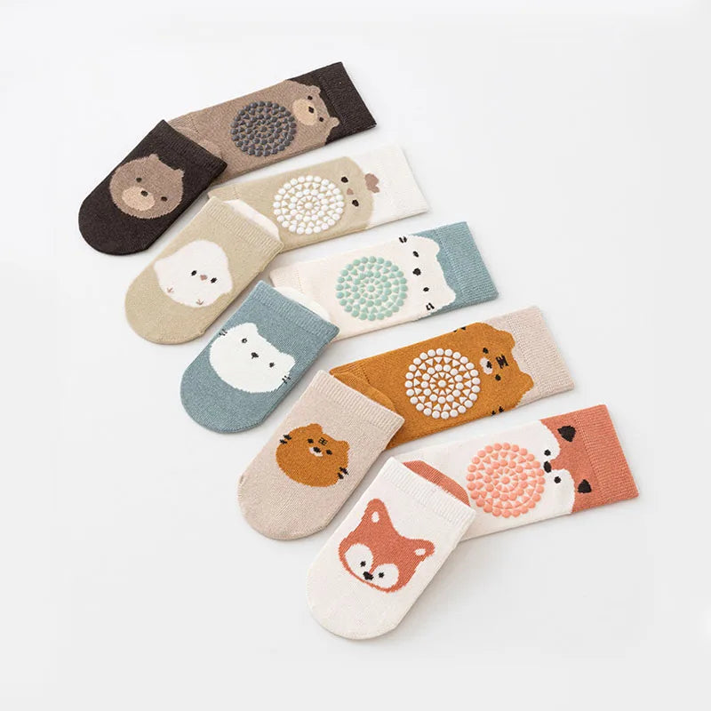 1 Set Socks and Kneepads Baby Non-Slip Socks Cute Cartoon Pattern Children Boys Girls Kids Toddler Floor Socks Kneepads