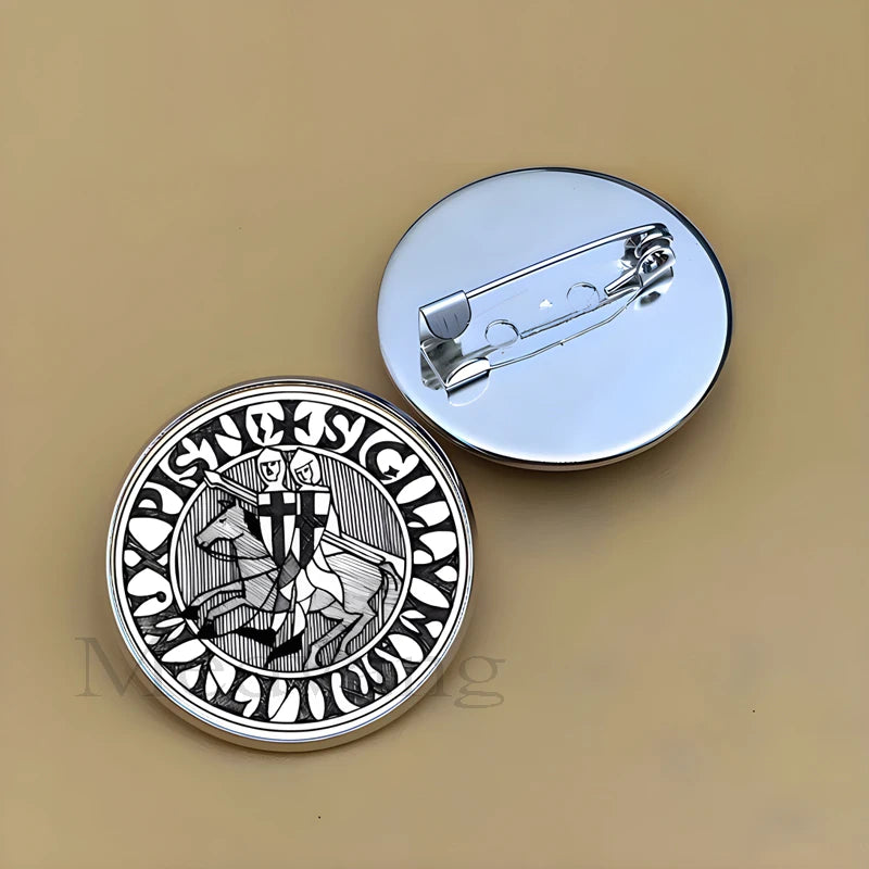New Knights Templar brooch men's Red Cross Freemason emblem glass lapel badge hat backpack pin