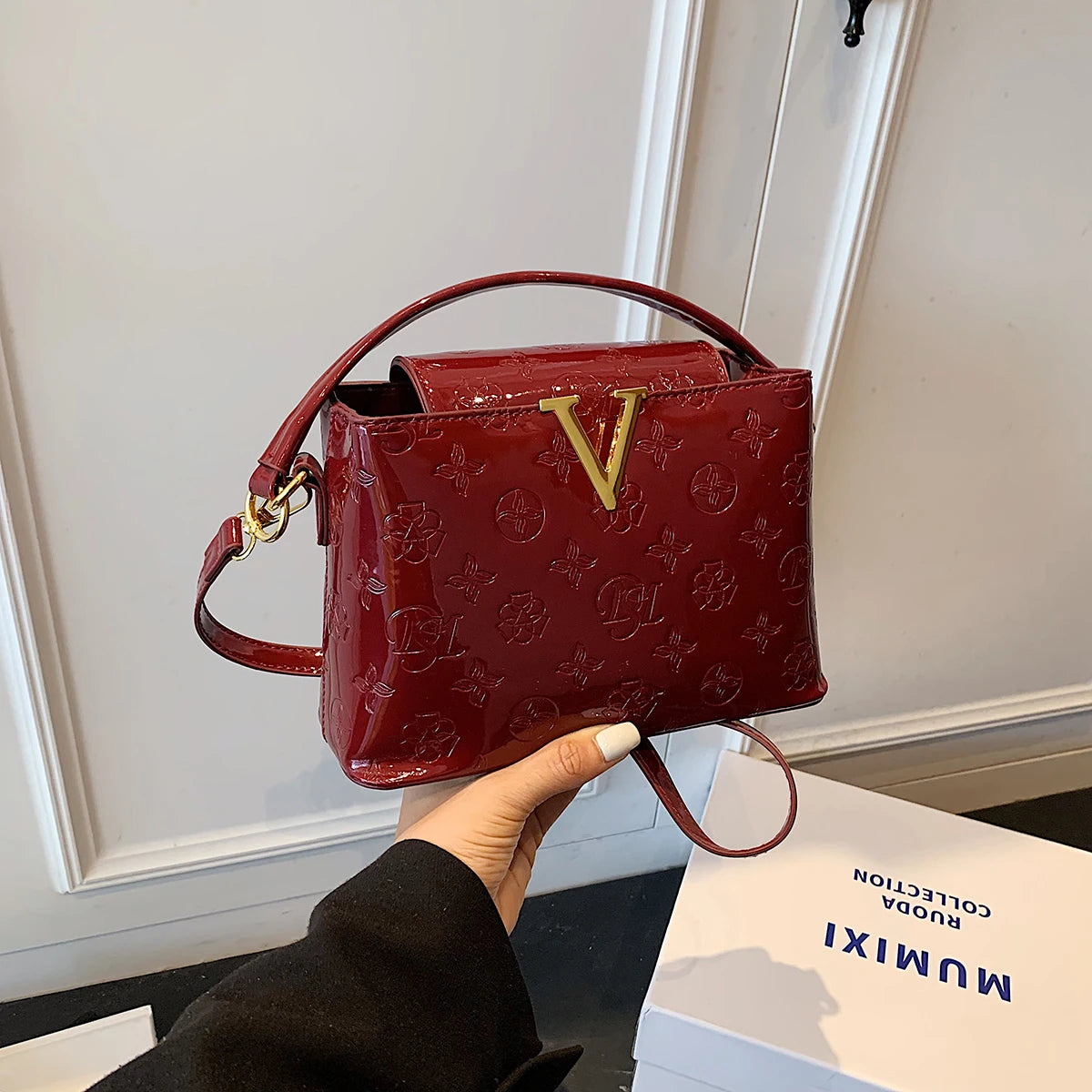 Elegant Trendy Smooth Shiny PU Solid Color Women Shoulder Bag Pattern Print Deco Handbag Crossbody Bag for Outings Party Travel
