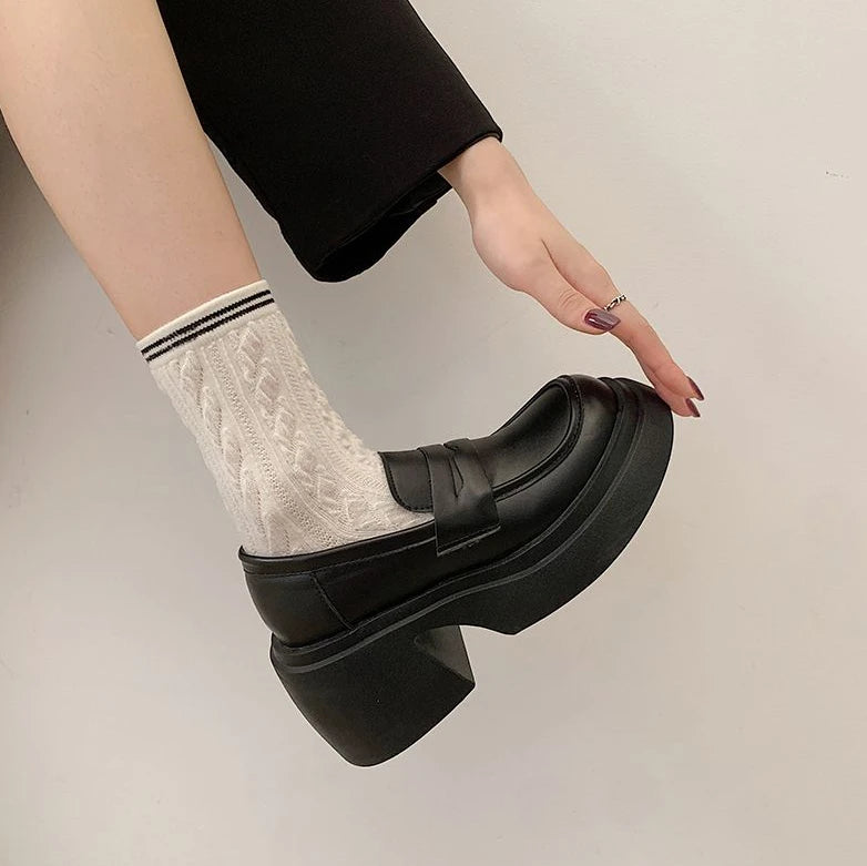 Ladies Pumps Evening Women's Shoes Luxury Leather Casual Cute Kawaii Platform Square Heels Round Toe Shoe Lastest High Quality E