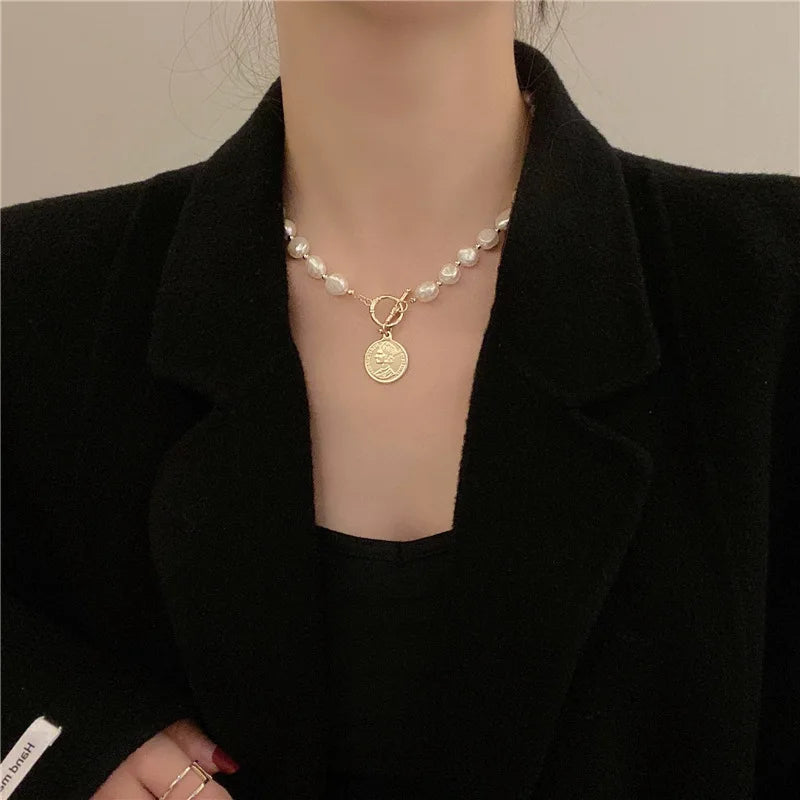 Elegant Gold Coin Portrait Natural Big Baroque Freshwater Pearl Female Pendant Necklace Jewelry For Women Chains Birthday Gifts