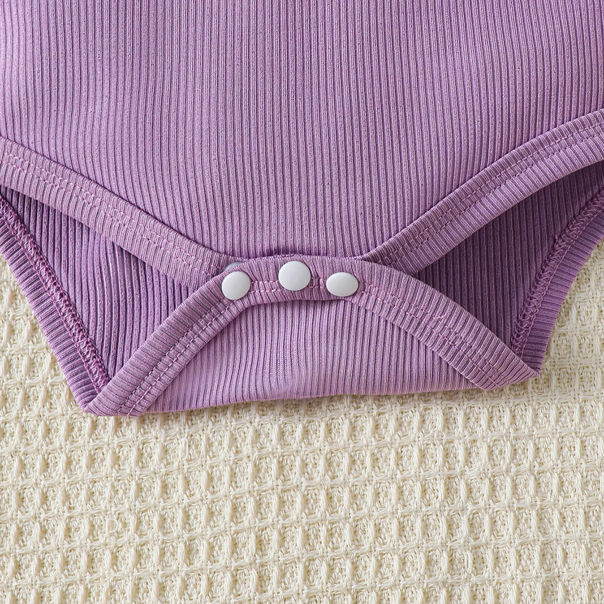 2Pcs/set of Baby Girl Flying Sleeve Top+Floral Suspender Skirt Fashionable Set for 0-18 Months Cute Baby girl Summer clothing