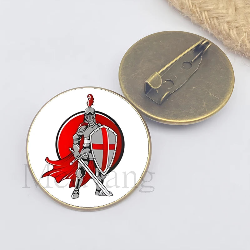 New Knights Templar brooch men's Red Cross Freemason emblem glass lapel badge hat backpack pin