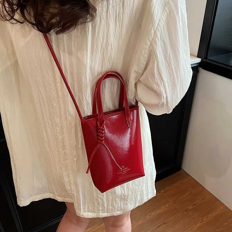 Women Handbags Female Pu Leather Shoulder Bags Luxury Large Capacity Crossbody Bags Solid Flap for Women Portable Phone Purse