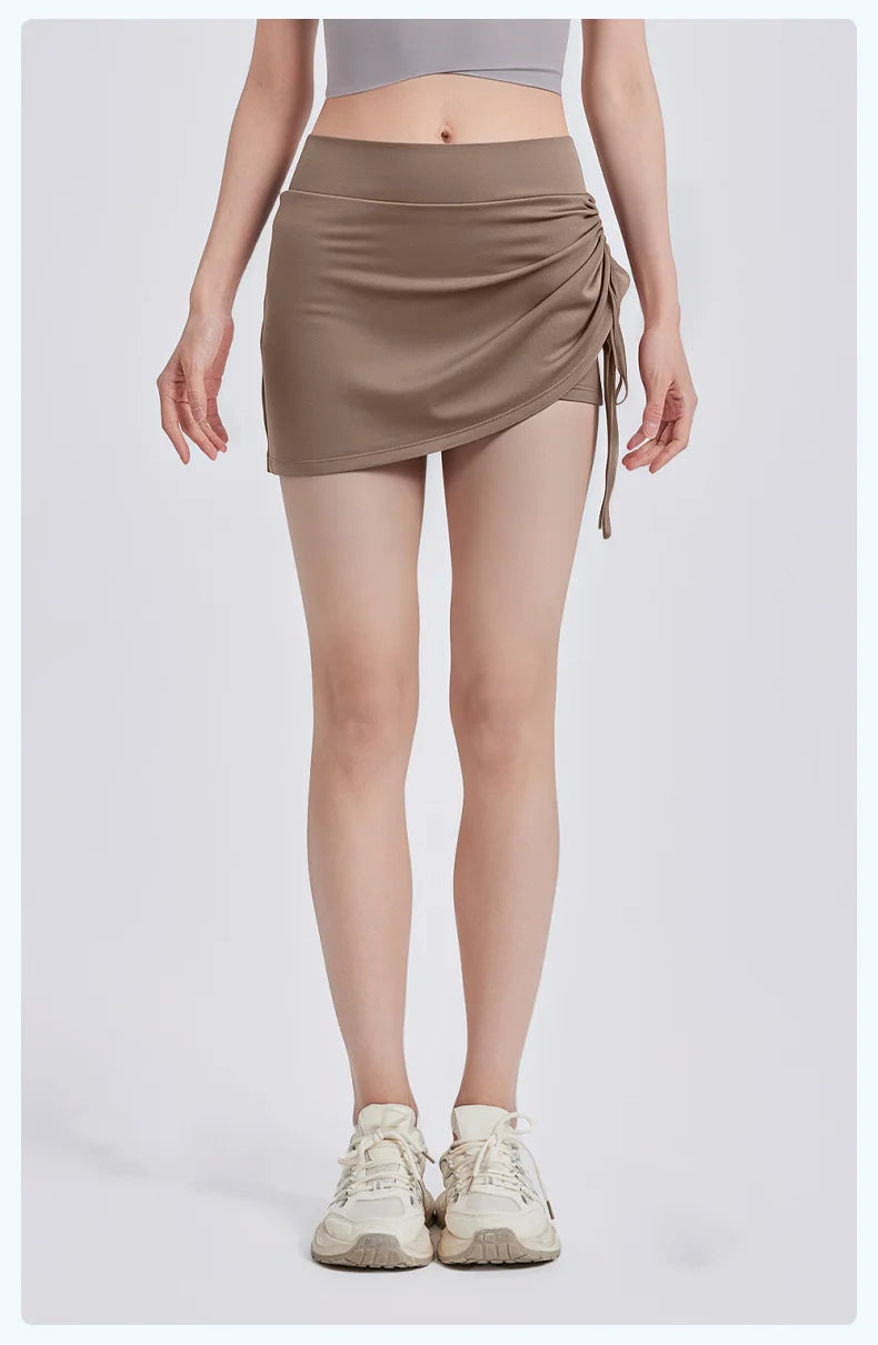 2025 New Wrinkled Sports Skirts Women Fashion Gym Skirts High Waist Hip Lift Running Yoga Fitness Skirt 2 in 1 Athletic Skort