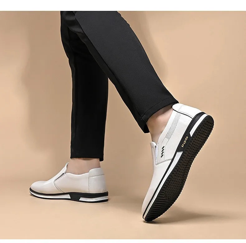 Luxury Men's Leather Shoes Comfortable Loafers Slip on Male Moccasins Non Slip Driving Shoes High Quality Men Shoes Plus Size