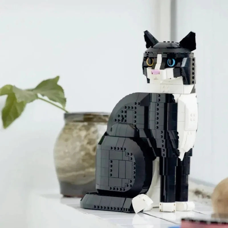 Home decoration cat gift 21349 building block set, suitable for 1710 Christmas gifts, suitable for children and adults