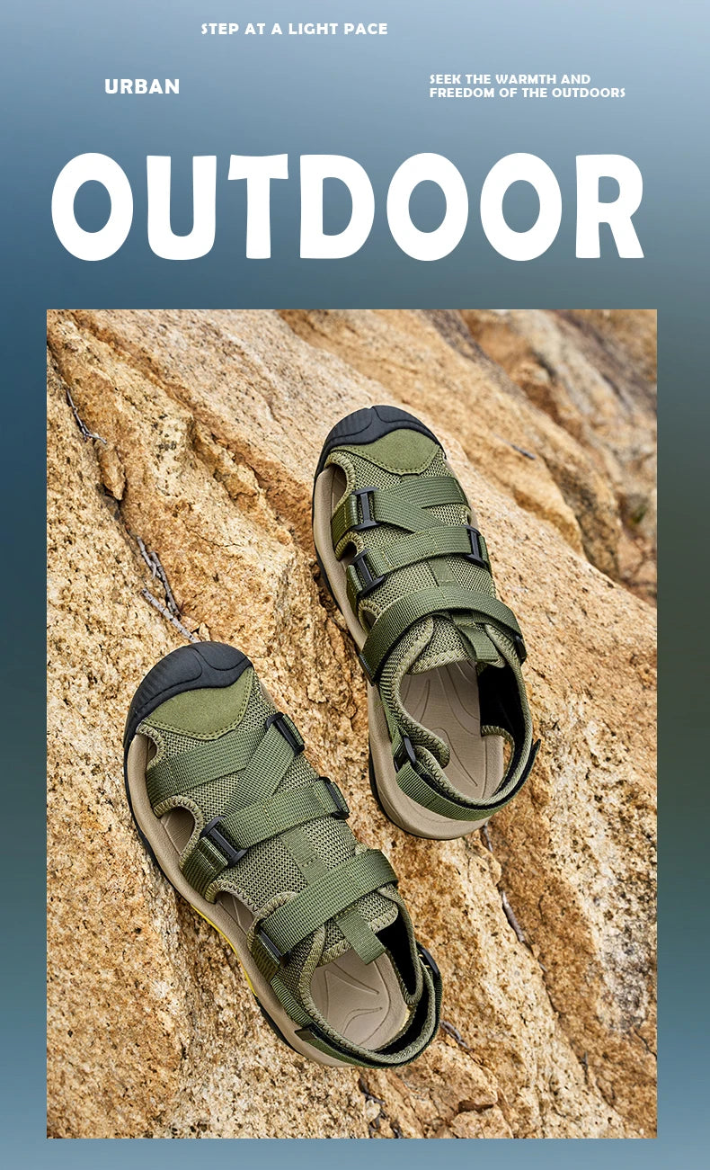Men's Casual Mesh Outdoor Beach Sandals Fashion Light Breathable Shoes Men Anti-slip Waterproof Sandals Man Comfortable Sneakers