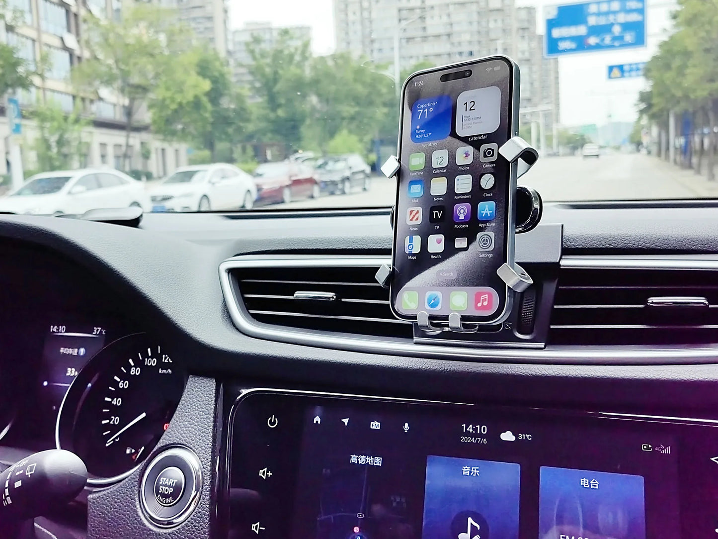 For Ford Mustang 2015-2018 2019 2020 2021 Car Phone Holder Wireless Charging Bracket Base Gravity Stand Phone Mount Accessories