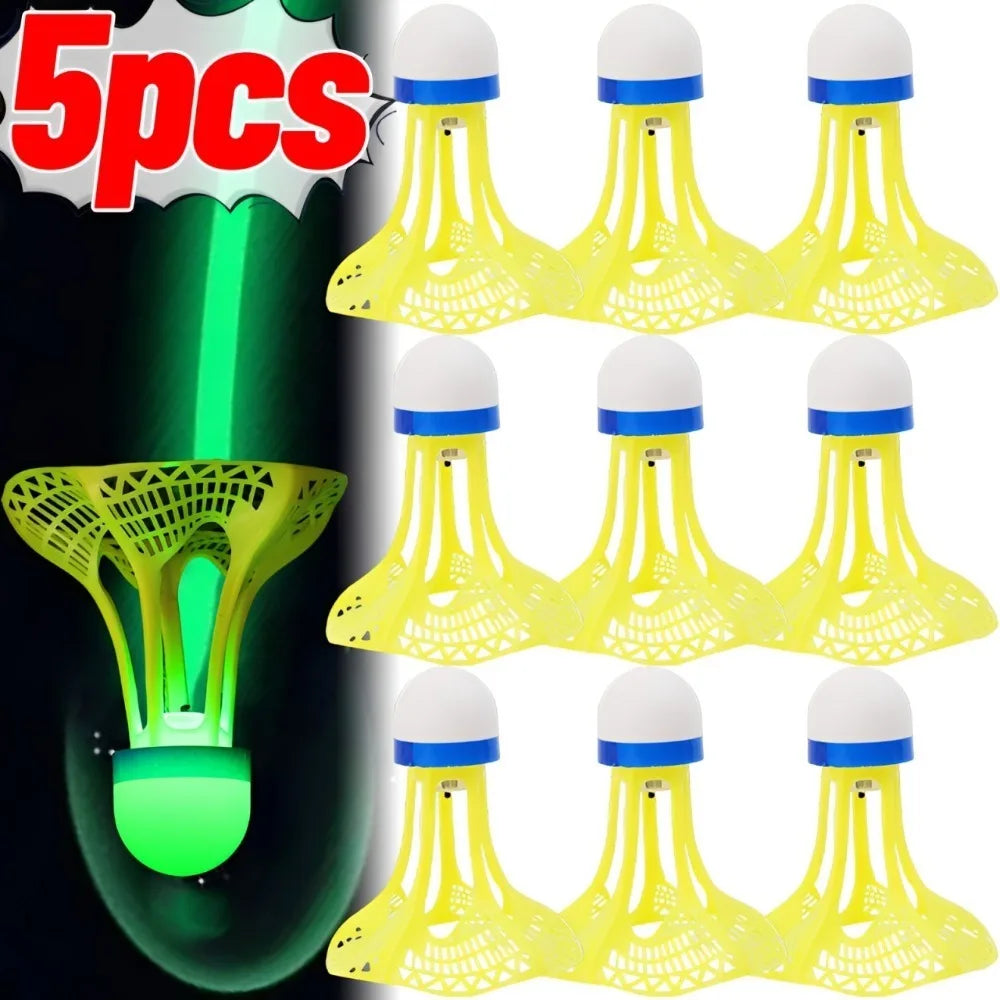 LED Luminous Badminton Shuttlecock Glow in The Dark Nylon Birdies Windproof Outdoor Night Training Sports Fitness Green Red