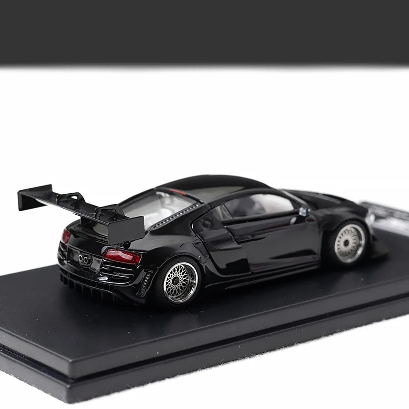 LMF 1:64 R8 LMS Ultra Racing alloy car model