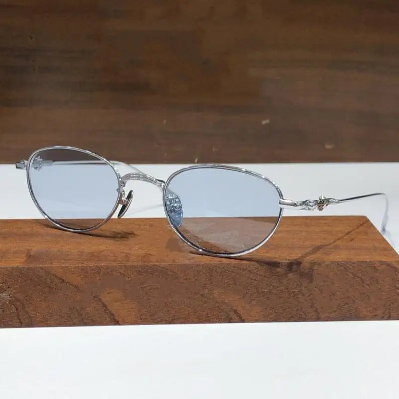 2025 Fashion Women Sunglasses Luxur Brand Designer Pure Titanium Oval Trend Personality Cateye Outdoor Sun Glasses UV400