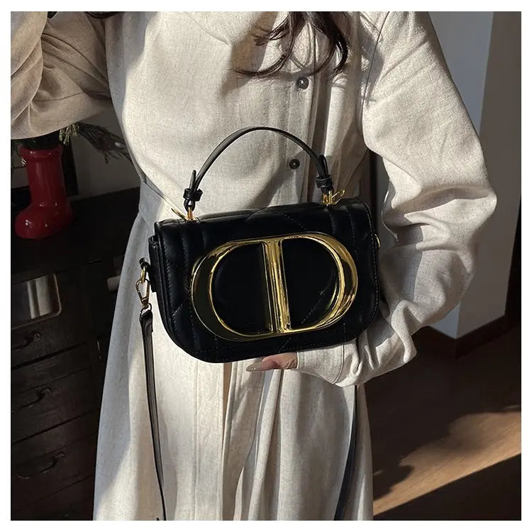 Luxury Chic Designer Diaper Bag For Women Large Capacity Tote Elegant Leather Crossbody Handbag For Fashionable And Practical