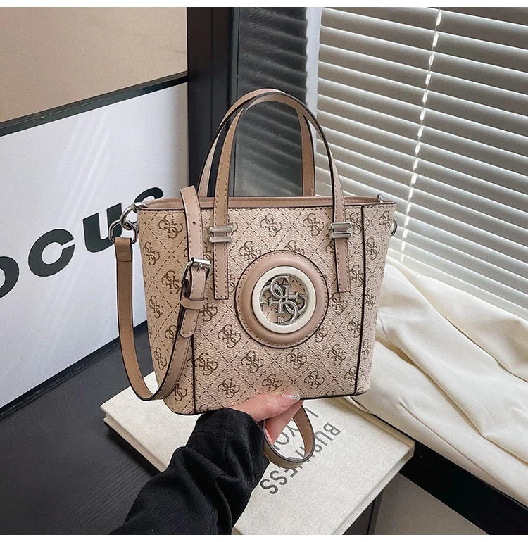 Vintage Leather Diaper Bag For Ladies High-end Simple Fashionable Classic Design Trendy Large Capacity Commuter Backpack