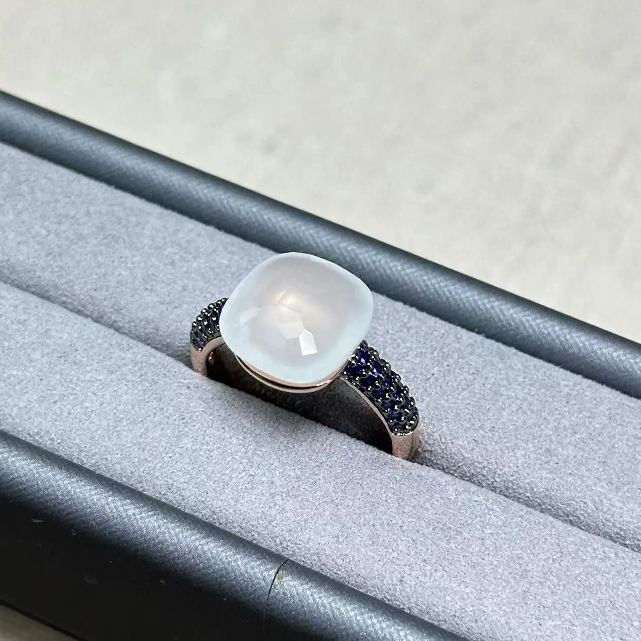 Flat Ring For Women Candy Color Crystal Ring Inlay Blue Zircon with Blackgun Plated Party Gift Fashion Jewelry For Women