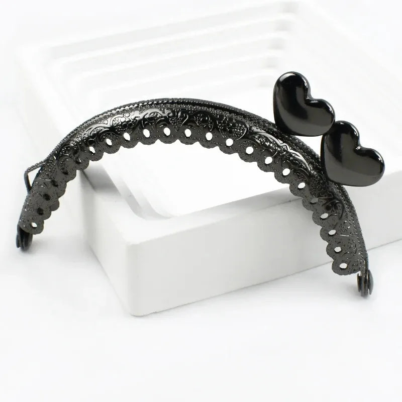 1/2/5/10Pcs 8.5cm Embossed Metal Bags Handle Purse Frame Kiss Clasp for Coin Wallet DIY Handmade Sewing Brackets Bag Accessories