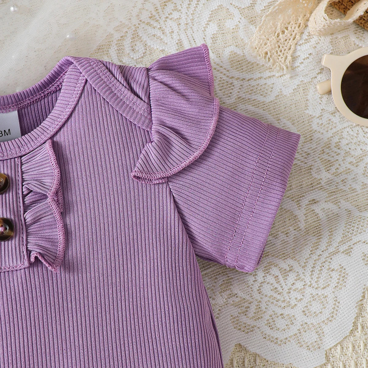 2Pcs/set of Baby Girl Flying Sleeve Top+Floral Suspender Skirt Fashionable Set for 0-18 Months Cute Baby girl Summer clothing