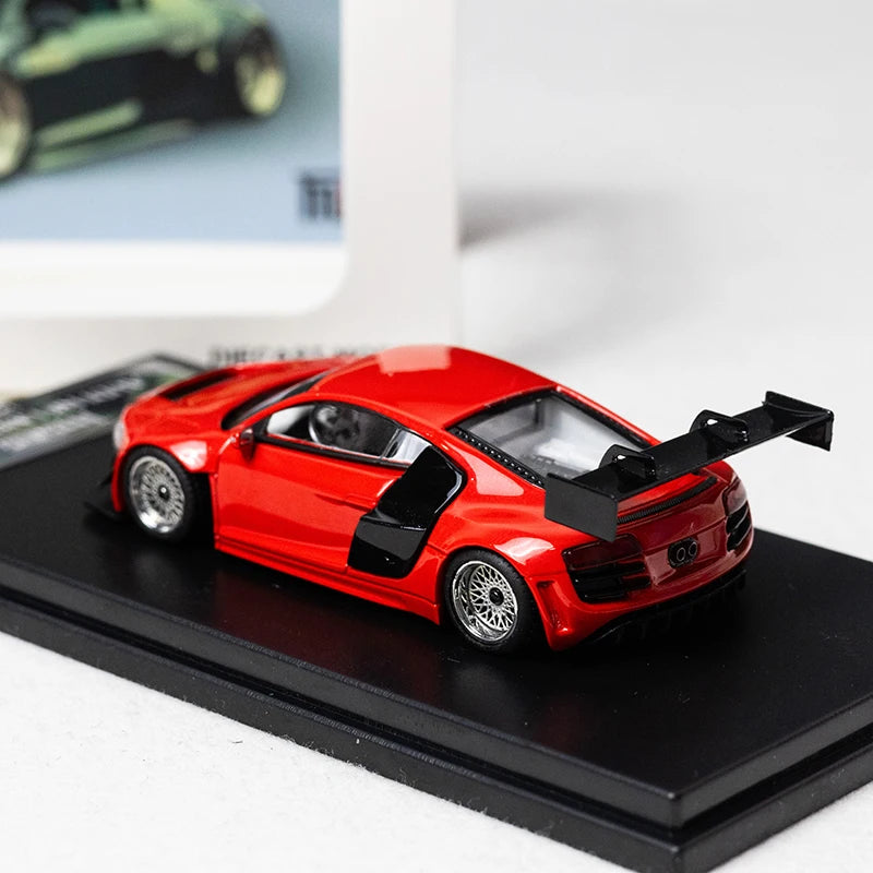 LMF 1:64 R8 LMS Ultra Racing alloy car model