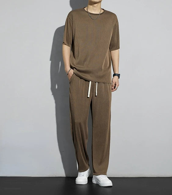 Top Pants Sets Kpop Short Quarter Sleeve Tracksuit Korean Style T Shirt Man Summer Sports Suits Aesthetic Cool Xl Men's Clothing