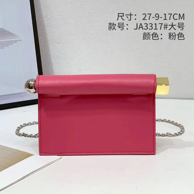 Luxury Designer Big Handbag for Women New Fashion Take-out Clutch with Metal Dreses Purses Prom Bag for Ladies Crossbody Bag