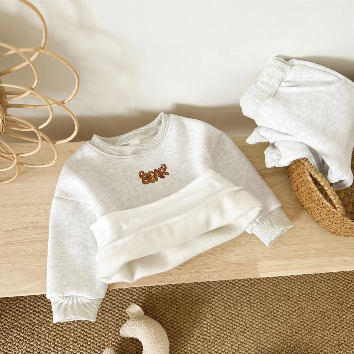 Winter Infan Baby Outfits Boy Girl Sets Velvet Cartoon Little Bear Print Cotton Long Sleeve Tops+Pants Baby  Children Clothing