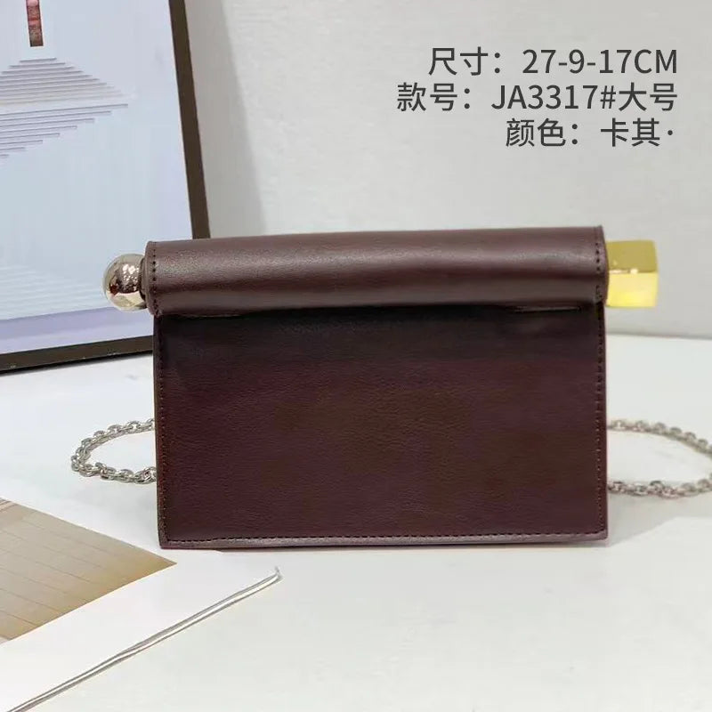 Luxury Designer Big Handbag for Women New Fashion Take-out Clutch with Metal Dreses Purses Prom Bag for Ladies Crossbody Bag