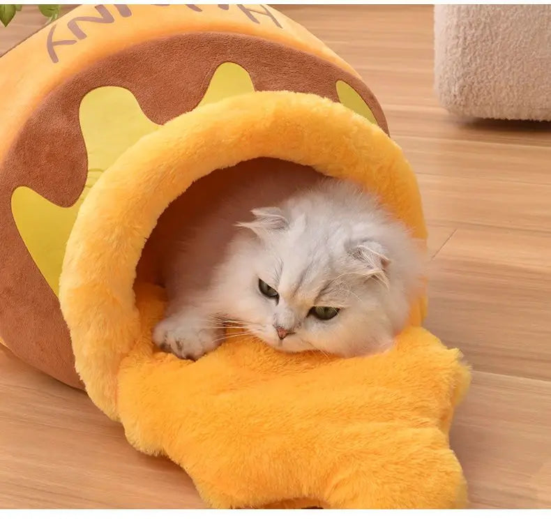 Autumn/Winter Trendy Honey Jar Cat House - Enclosed and Insulated Small Dog Kennel for All Seasons Pet Bed