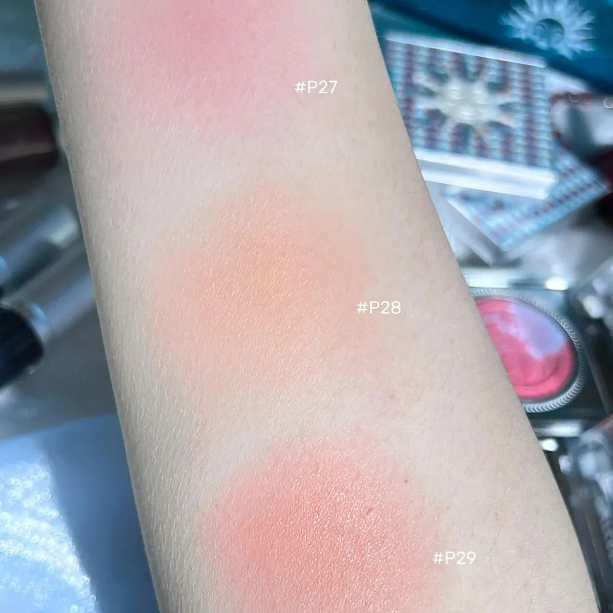 Girlcult Emotion Blush,Powder Blush Texture,Natural Flush,Long-Lasting Pigment,Complexion Brightening,Sweet Makeup,Winter Luxury