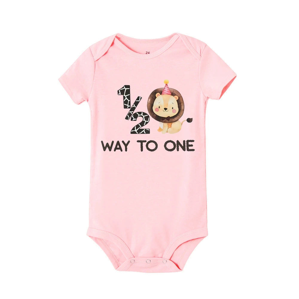 1/2 Way To One &lion Pattern Print Baby Boys Romper Baby's Half Birthday Short Sleeve Bodysuit Birthday Party Infant Clothing