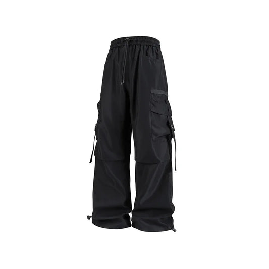 Men's sportswear pants are simple, versatile, retro and fashionable with large pleated pockets for outdoor work