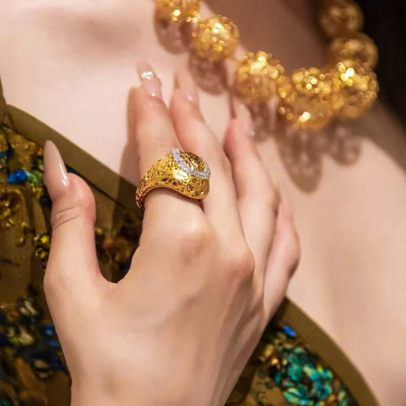 IVOG Brilliant Zircon U-shape Design Ring For Women Hollow Out Luxury Ring Fashion Jewelry Flagship Store