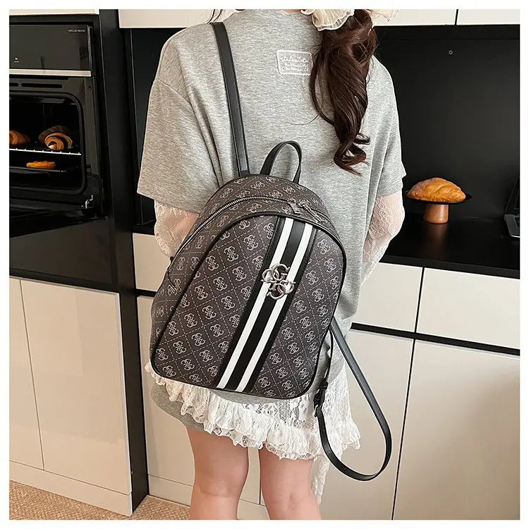 Luxury large capacity outdoor travel handbag, modern trendy women's backpack, classic design zipper shoulder bag