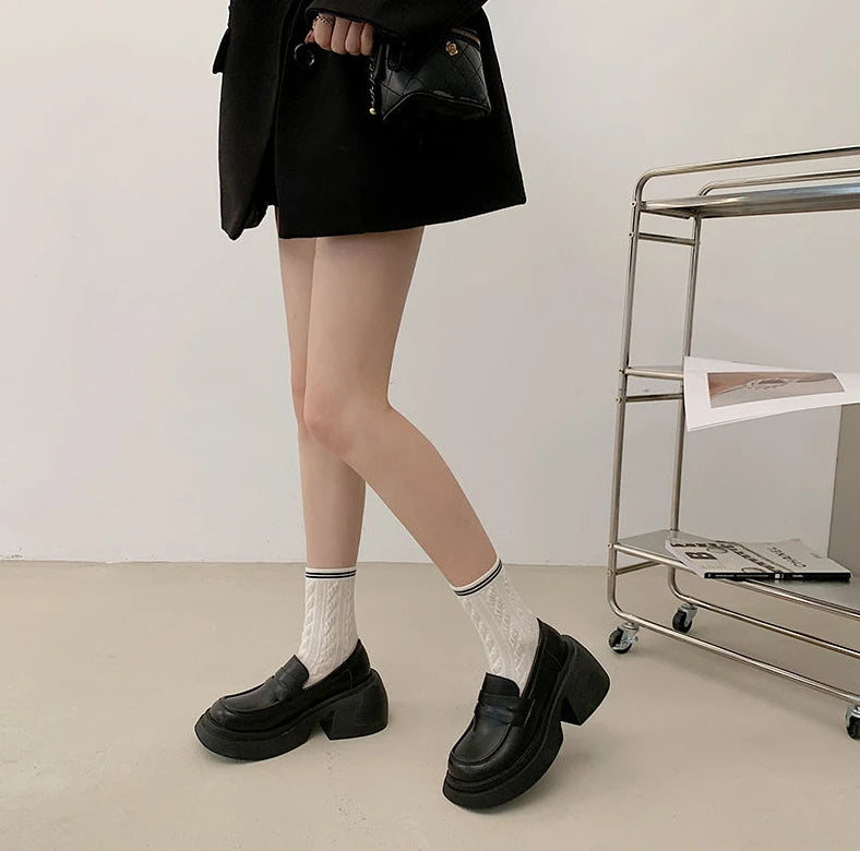 Ladies Pumps Evening Women's Shoes Luxury Leather Casual Cute Kawaii Platform Square Heels Round Toe Shoe Lastest High Quality E