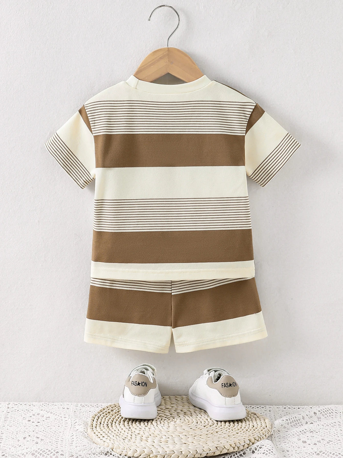 2025 New Baby Summer Cool Breathable Knit Round Neck T-Shirt + Shorts 2-Piece Set Outfit for Boys Girls Infant Toddler Clothing