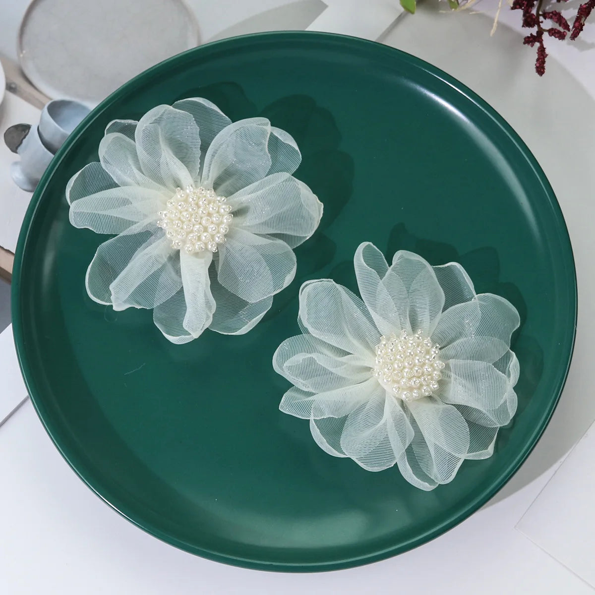 Fabric Hair Accessories For Clothing Bags Decorative Parches Applique Pearl In Center 3D ROSE Burnt Tulle Organza Hair Flower