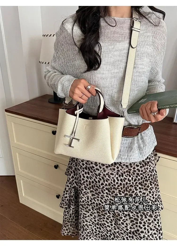 Unique Classic Elegant Diaper Bag: Luxury Crossbody Handbag For Women With Vintage Leather Look And Large Capacity Messenger