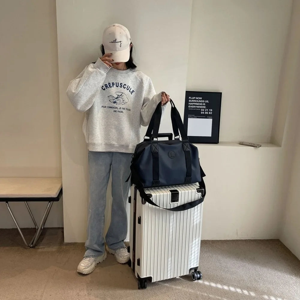 Large-Capacity Womens Travel Tote Bags Solid Color with Zipper Gym Fitness HandBag Overnight Bag Duffel Bag Sports Shoulder Pack