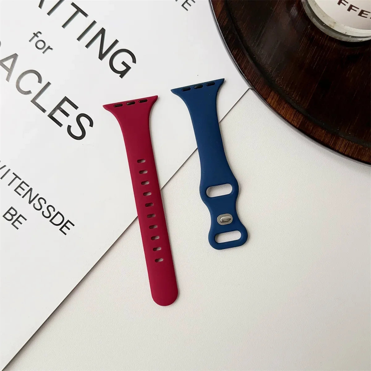 Thin Silicone Strap For Apple Watch 40mm 44mm 45mm 41mm 38mm 42mm Solid Color Strap Bracelet For IWatch Series 1 2 3 4 5 6 SE 7