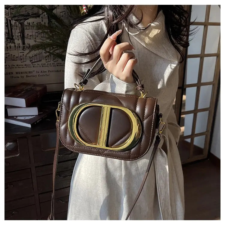 Luxury Chic Designer Diaper Bag For Women Large Capacity Tote Elegant Leather Crossbody Handbag For Fashionable And Practical