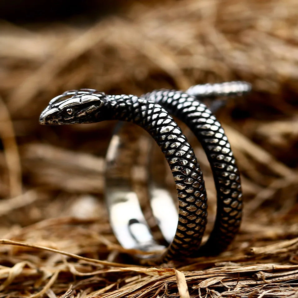 BEIER New Fashion 316L Stainless Steel Rattler Snake Ring Punk Cool Gothic Women Men  Unisex Serpent Stainless Steel Jewelry