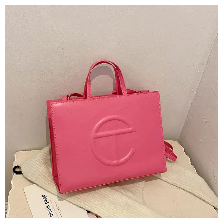 2026 Fashion Elegant Classic Paris Diaper Bag Unique Leisure Business Crossbody Purse for Women Daily Commute Work