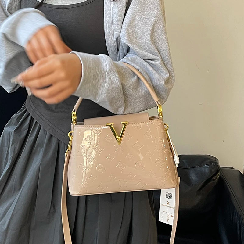2026 Elegant Ladies Messenger Bag, High-Quality Leather Shoulder Bag For Women With Famous Designer Practical Style