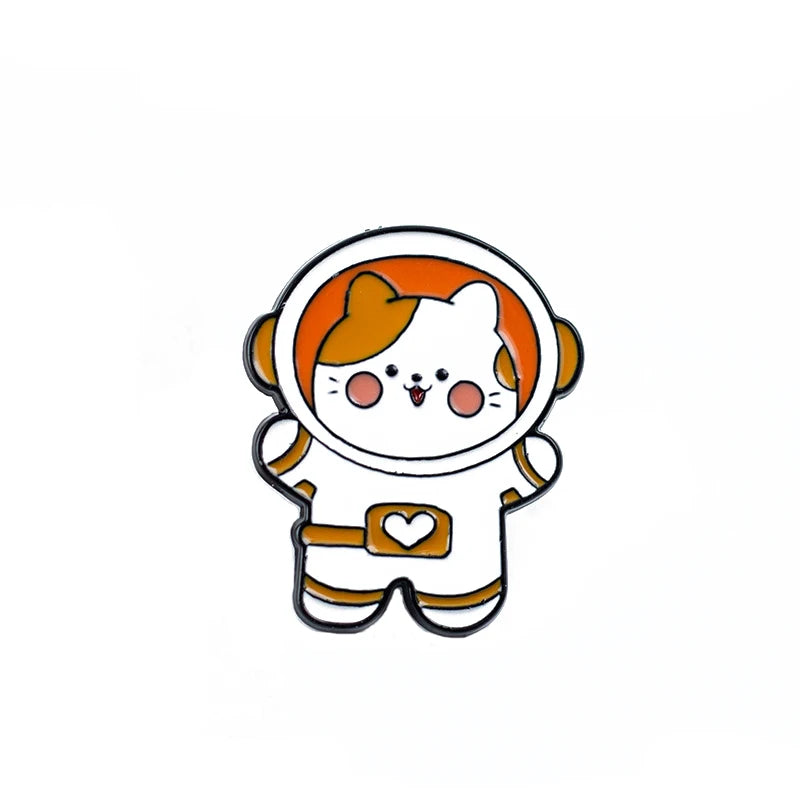 Astronaut Spaceman Cartoon Small Animal Metal Enamel Brooch Retro Fashion Cute Rabbit Sheep Pig Penguin Badge Pin Jewelry Gift